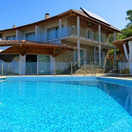Ajaccio Sleeps 20 Serra-di-Ferro (Corsica)
