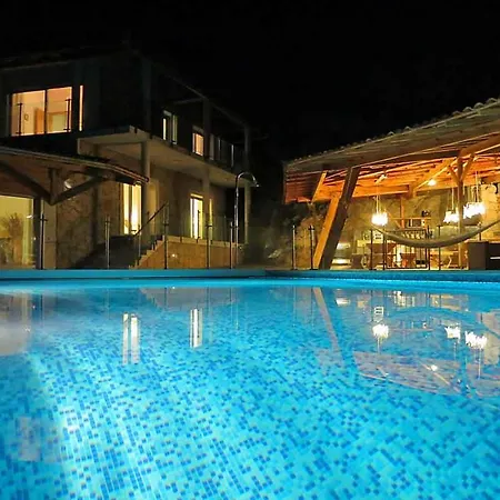 Ajaccio Sleeps 20 *