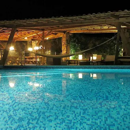 Tatil Evi Ajaccio Sleeps 20 *